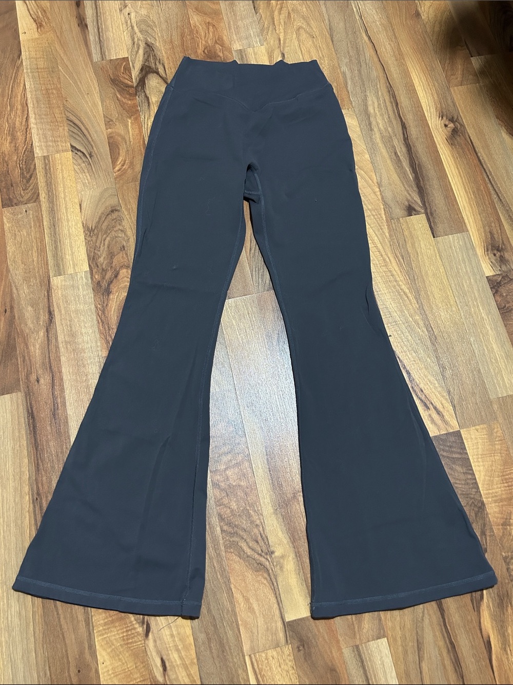 Women's High-Waist Flare Yoga Pants in Charcoal - Picture 3 of 7
